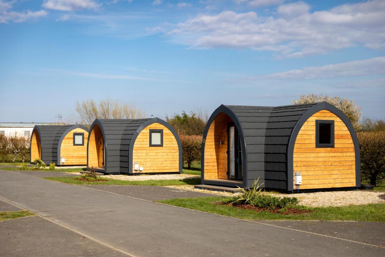 Camping Pods Hedley Wood Holiday Park Bridgerule Bagian luar foto